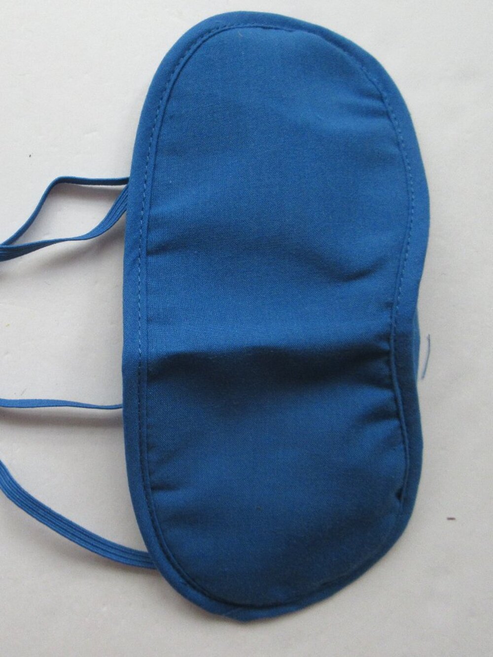 KLM Airlines Amenity Kit Pouch 11 pc White Blue Floral Design by Rijks & Rituals - Picture 8 of 14